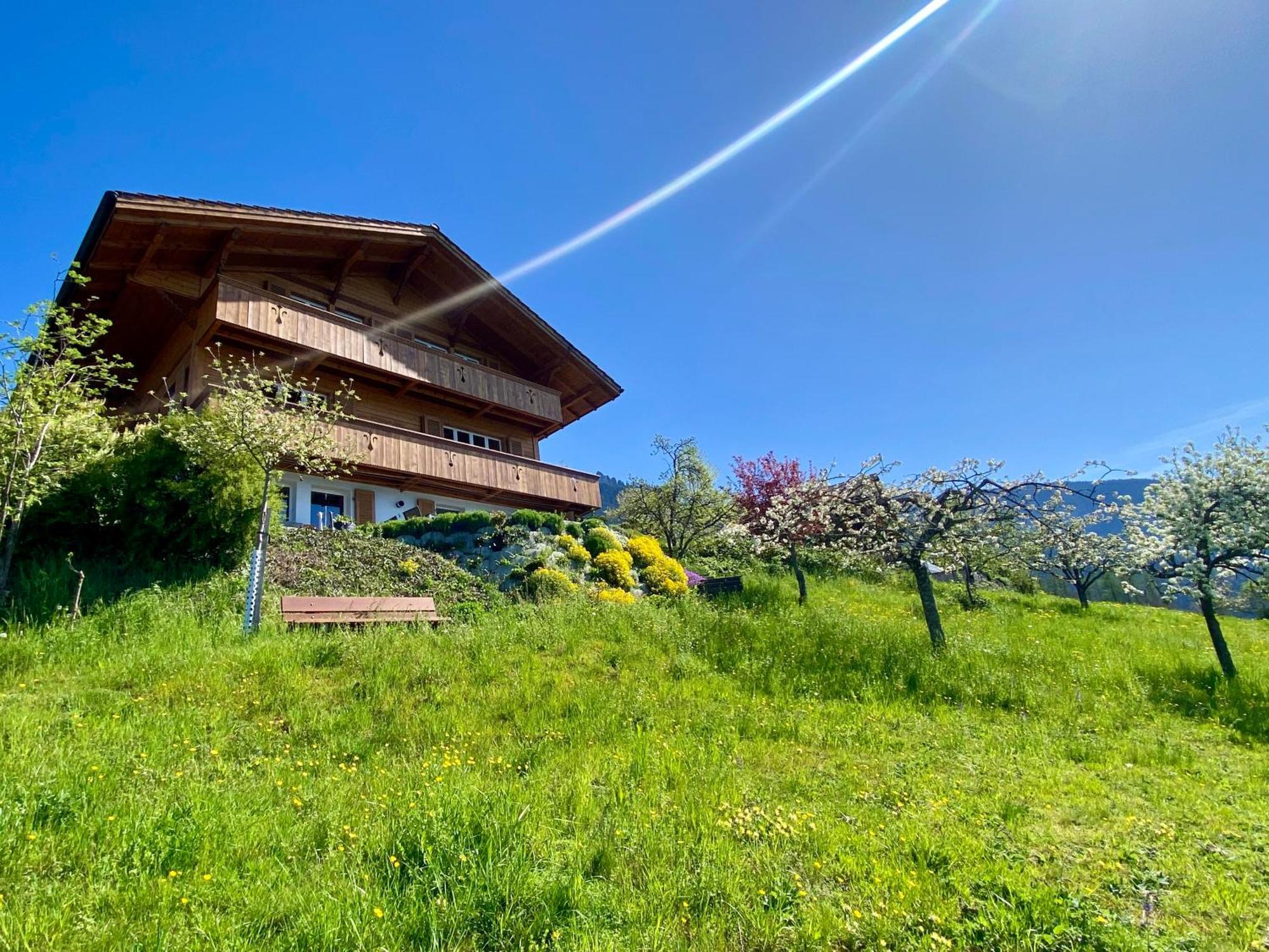 Chalet Egglen "Typical Swiss House, Best Views, Private Jacuzzi" 지그리스빌 외부 사진